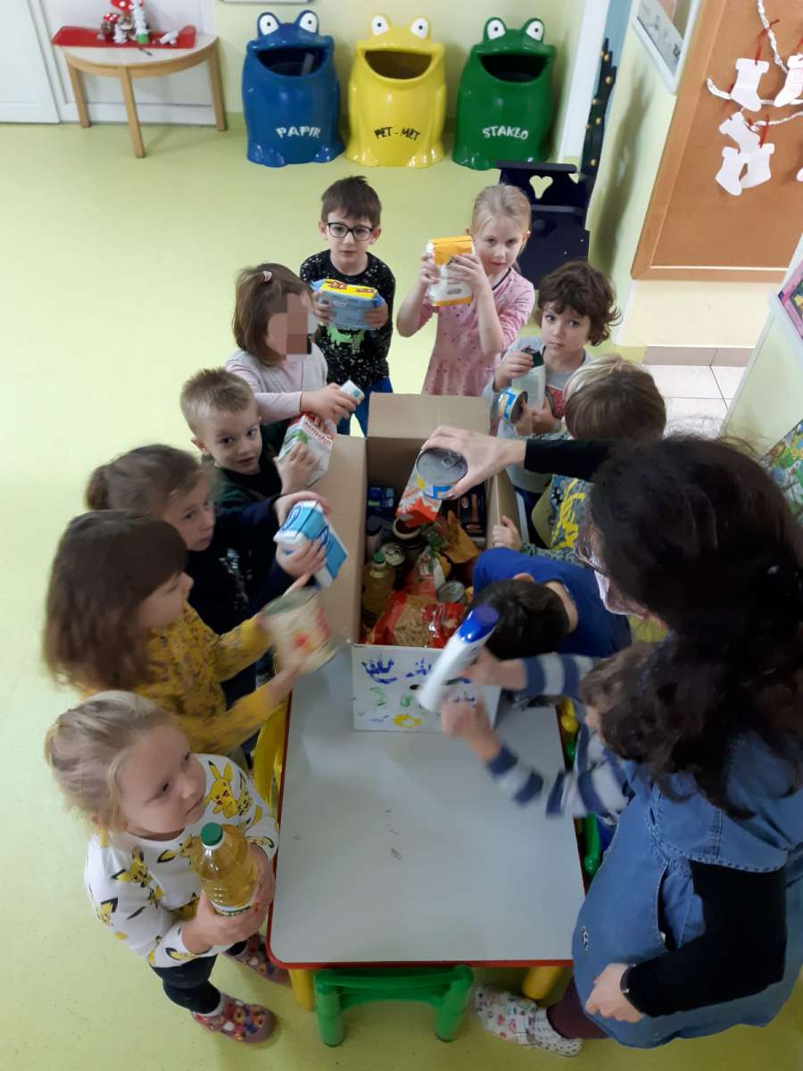 DJEČJI VRTIĆ VELIKA GORICA U HUMANITARNOJ AKCIJI <br>
„PRUŽI RUKU SIROMAHU“